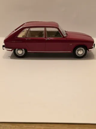Renault 16 escala 1:24
