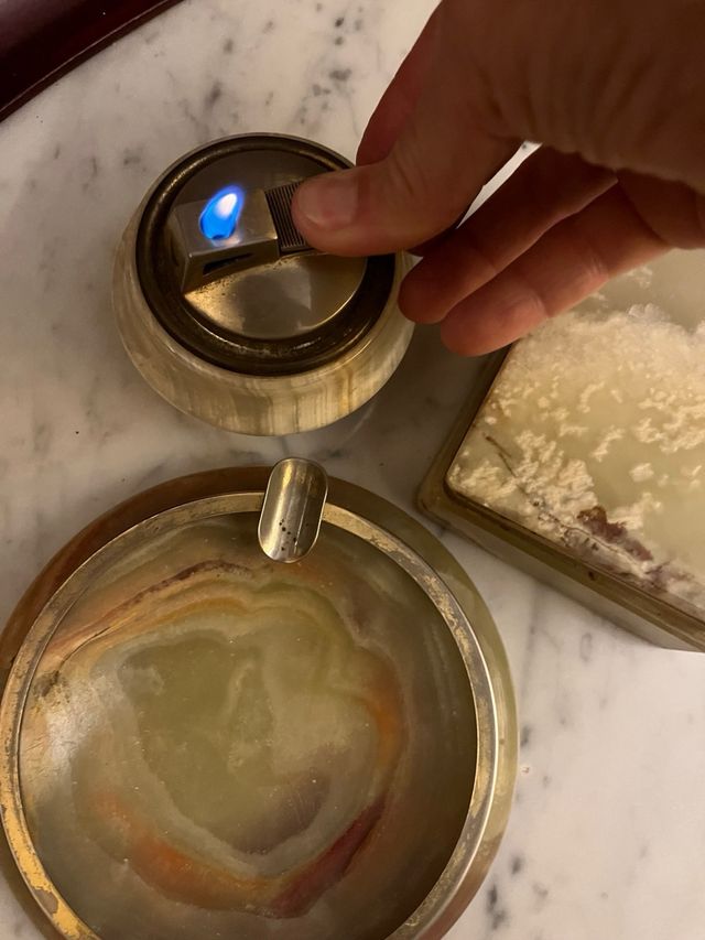 Conjunto Cenicero, Mechero y Caja Cigarrera Ónix