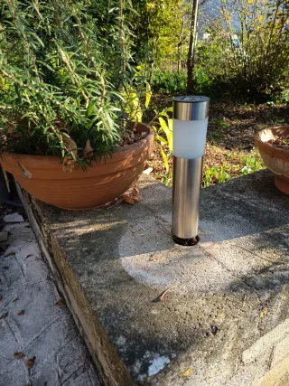 Faretti solari da esterno in metallo ( 3 pezzi)