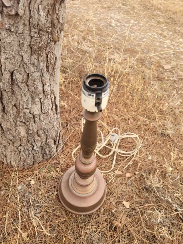 Lámpara antigua latón