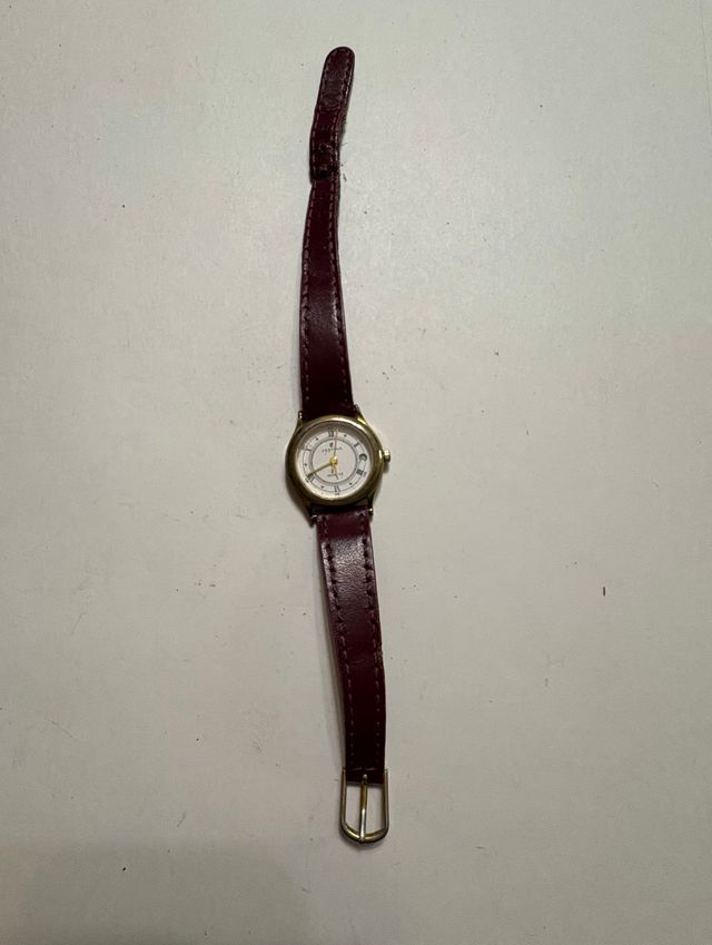 Reloj Festina Vintage Oro y Púrpura