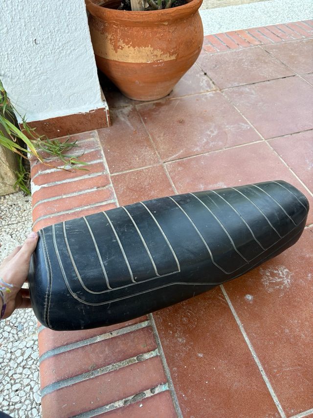 Asiento Derbi Variant