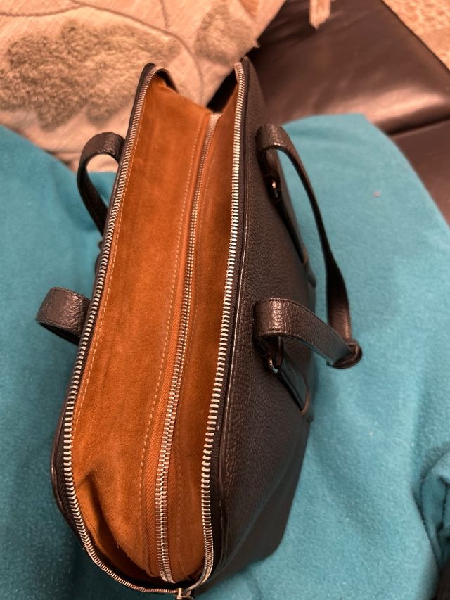 Bolso Agnona Piel Negra Granulada/ guardapolvo