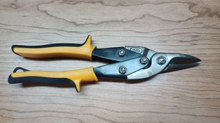 Tijeras chapa Ironside M261326 corte recto