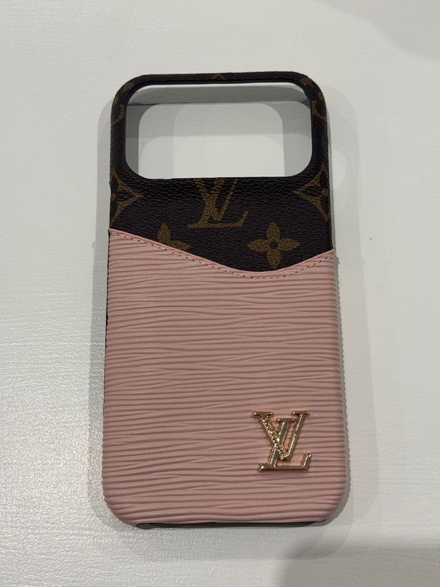 Cover iPhone 17 Pro Max Louis Vuitton