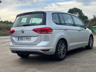 Volkswagen Touran 2016