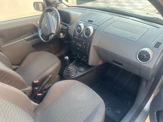 Ford Fusion 1.4HDI