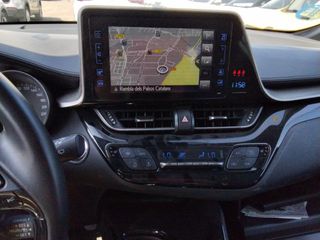 Toyota C-HR 1.8 125H Advance 90 kW (122 CV)