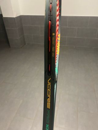 Raqueta Yonex VCore 100 PRO