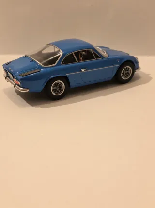 Renault Alpine 1:24