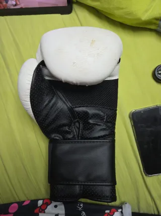 Guantes de boxeo Decathlon Outshock TRNG