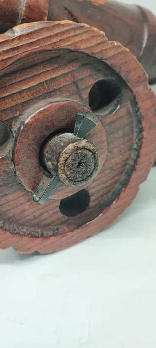 Cannone in legno vintage