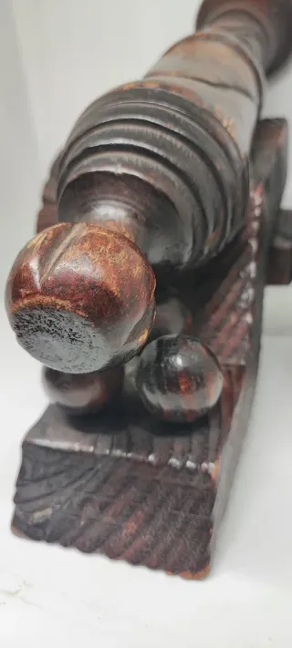 Cannone in legno vintage