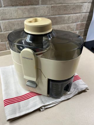 Licuadora Kenwood JE500