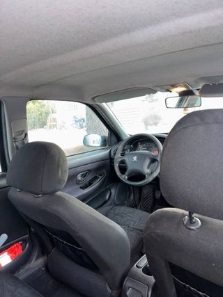 Peugeot 406 2001