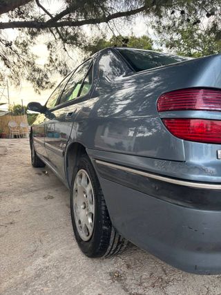 Peugeot 406 2001