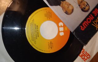 Vinile 45 giri Men At Work Who Can It Be Now?