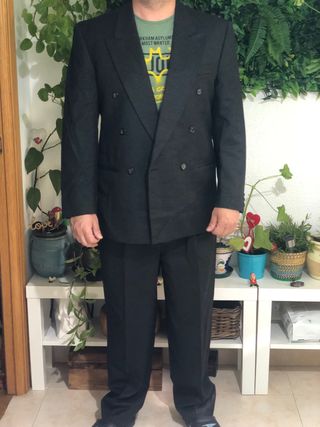Traje de hombre negro