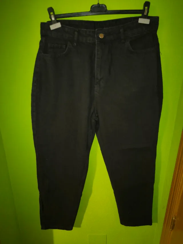 Pantalón vaquero negro mujer