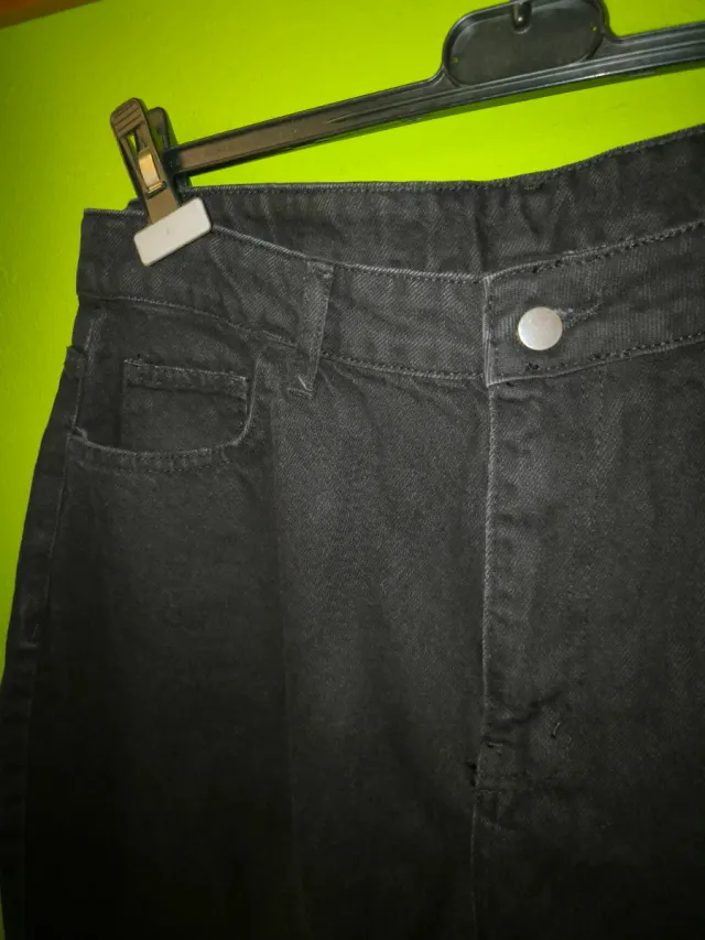 Pantalón vaquero negro mujer