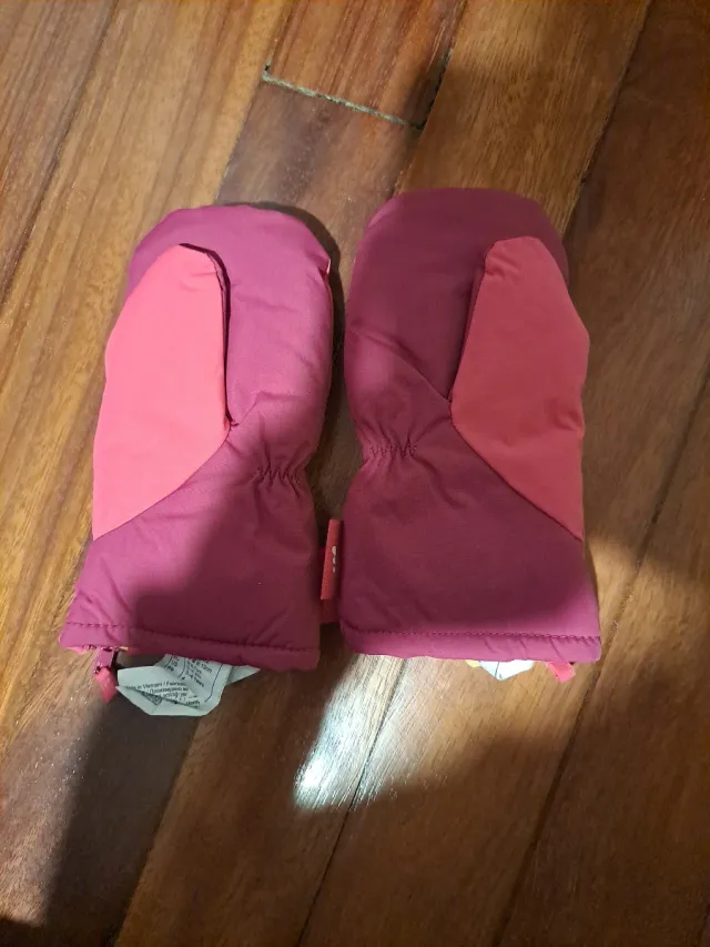 Manoplas Nieve Niña Rosas con Diseño Oso