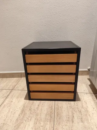Mueble organizador con cajones de madera