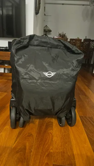 Sillita de paseo Mini Negra