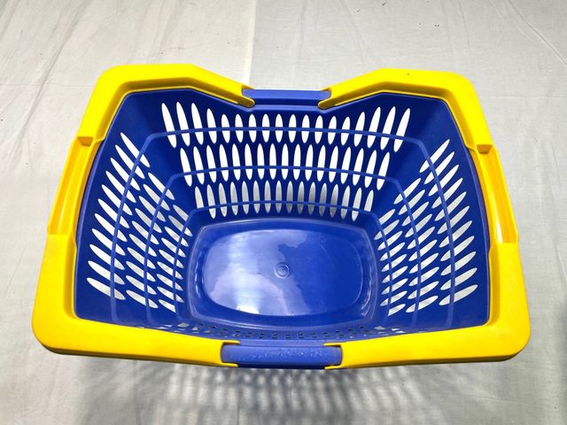 2 Cestas de plástico azul y verde