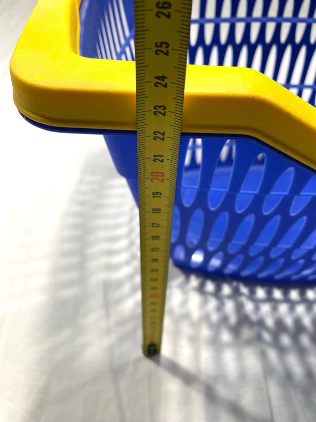 2 Cestas de plástico azul y verde