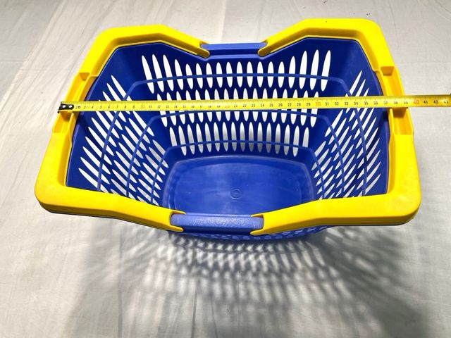 2 Cestas de plástico azul y verde