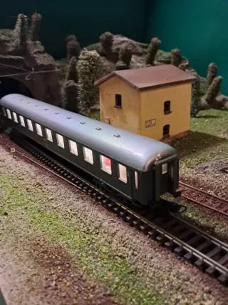 Carrozza Rivarossi illuminata