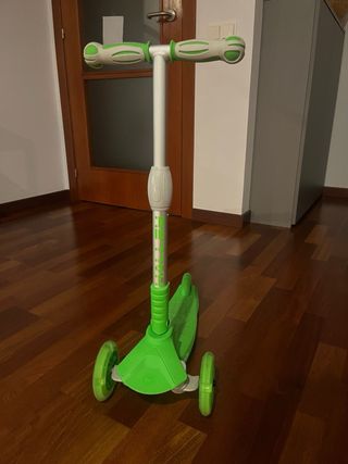 Patinete Halley 3 Ruedas con Luz