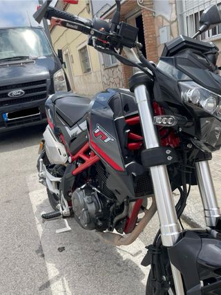 Benelli TNT 125 Moto