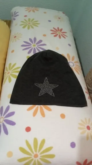 Pantalón chándal mujer+ Gorro.