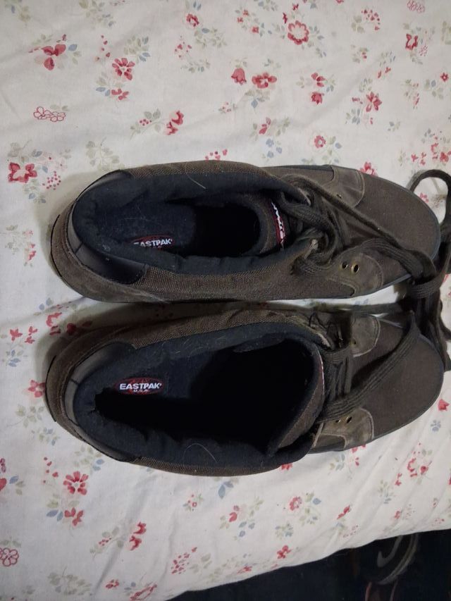 Eastpak Bambas Marrones/Verdes Talla 42