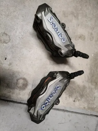 Pinzas de freno Kymco AK 550