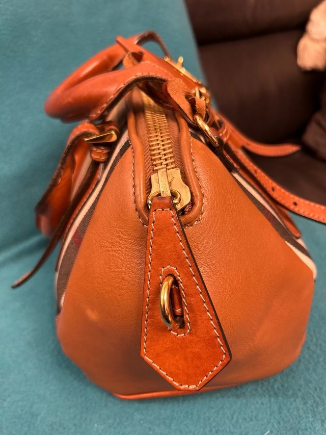 Bolso Burberry Cuero y Lona Check