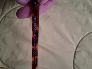 Gafas de sol ovaladas moradas y marrones