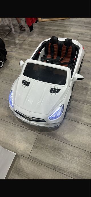 Coche eléctrico niño