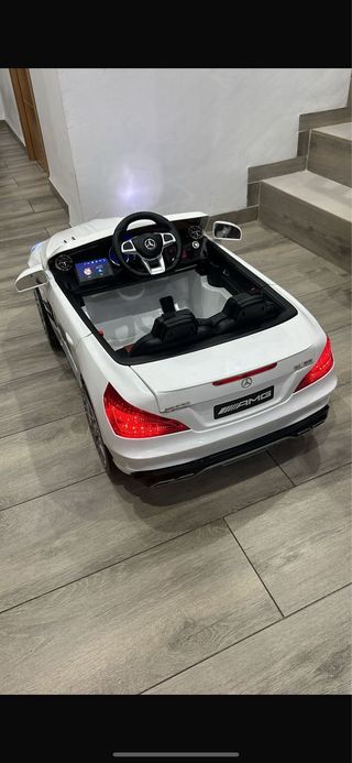 Coche eléctrico niño