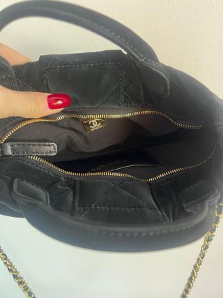 Bolso Chanel Negro Piel y Cadena Dorada