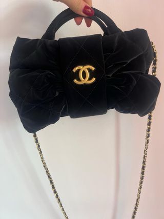 Bolso Chanel Negro Piel y Cadena Dorada