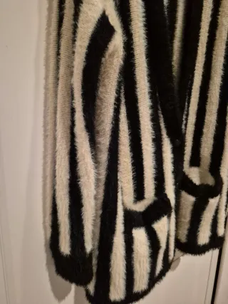 Cárdigan Rayas Blanco y Negro Talla Única L/40