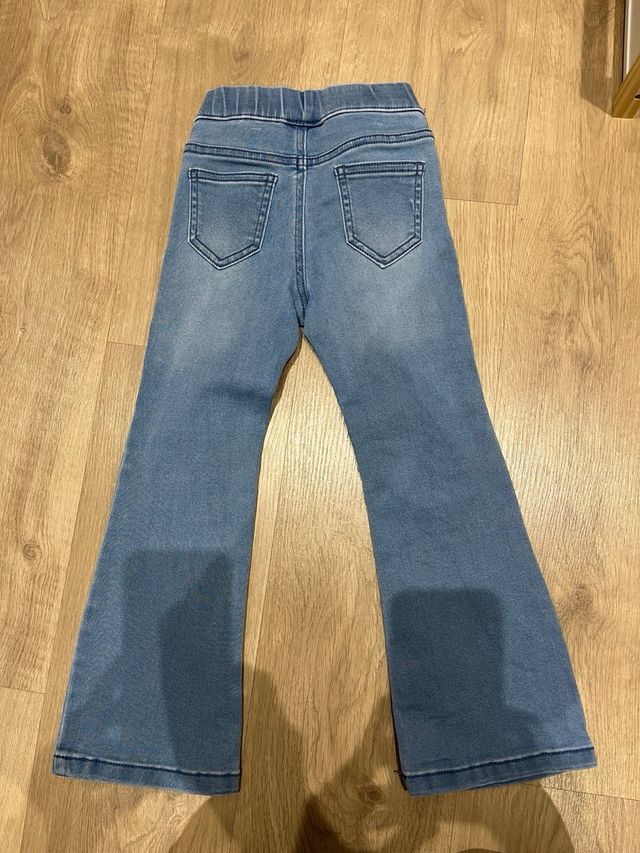 Pantalón tejano niña acampanado unicornio