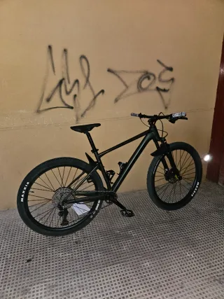 Bicicleta de Montaña Negra