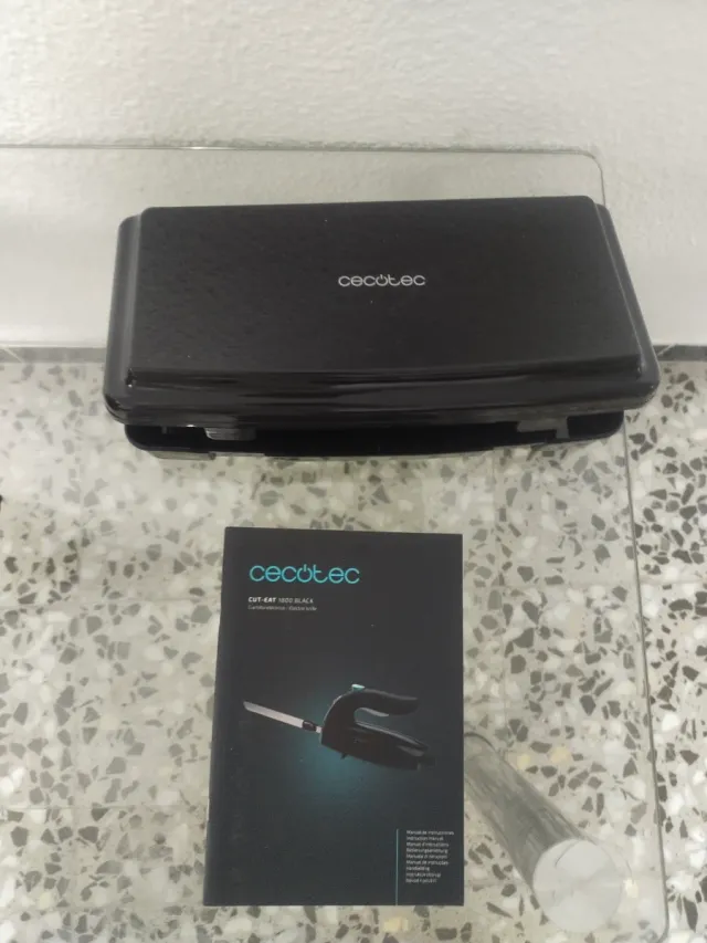 Cecotec Cuchillo Eléctrico Negro