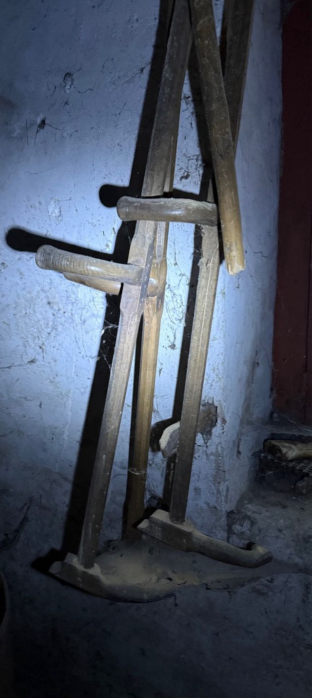 3 Guadañas antiguas