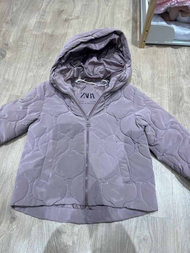 Plumífero Zara rosa Talla 6 (116cm)