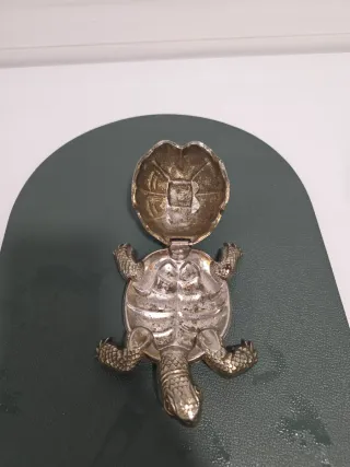 Cenicero antiguo tortuga metal