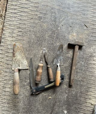 Set attrezzi da giardinaggio e muratura